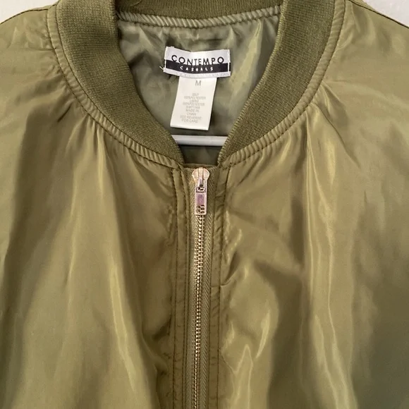 Women’s Vintage Contempo Casuals Army Green Bomber Jacket Size M, EUC! So Fun! - Picture 2 of 7